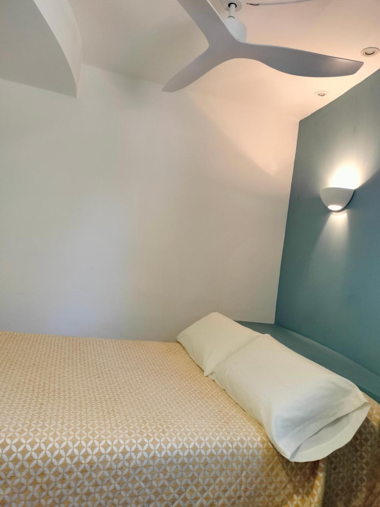Apartamentos Montgo Denia Exteriör bild